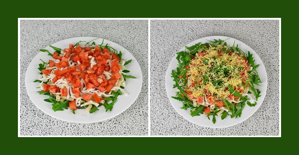 Mediterraner Salat mit Rucola, Nudeln, Kalmaren und Tomaten